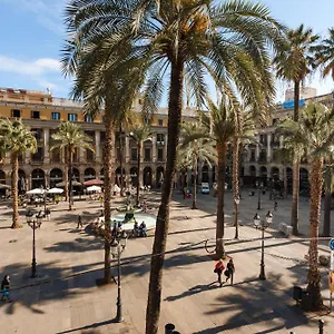 Hotel Do Placa Reial Powered By Sonder, Barcelona