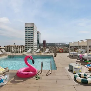 4* Szálloda Moxy