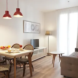 Mh S. Familia Apartamento Barcelona